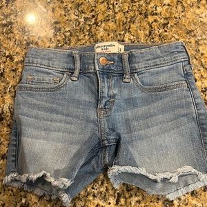 Abercrombie Kids, Girls Denim Shorts, size 7/8